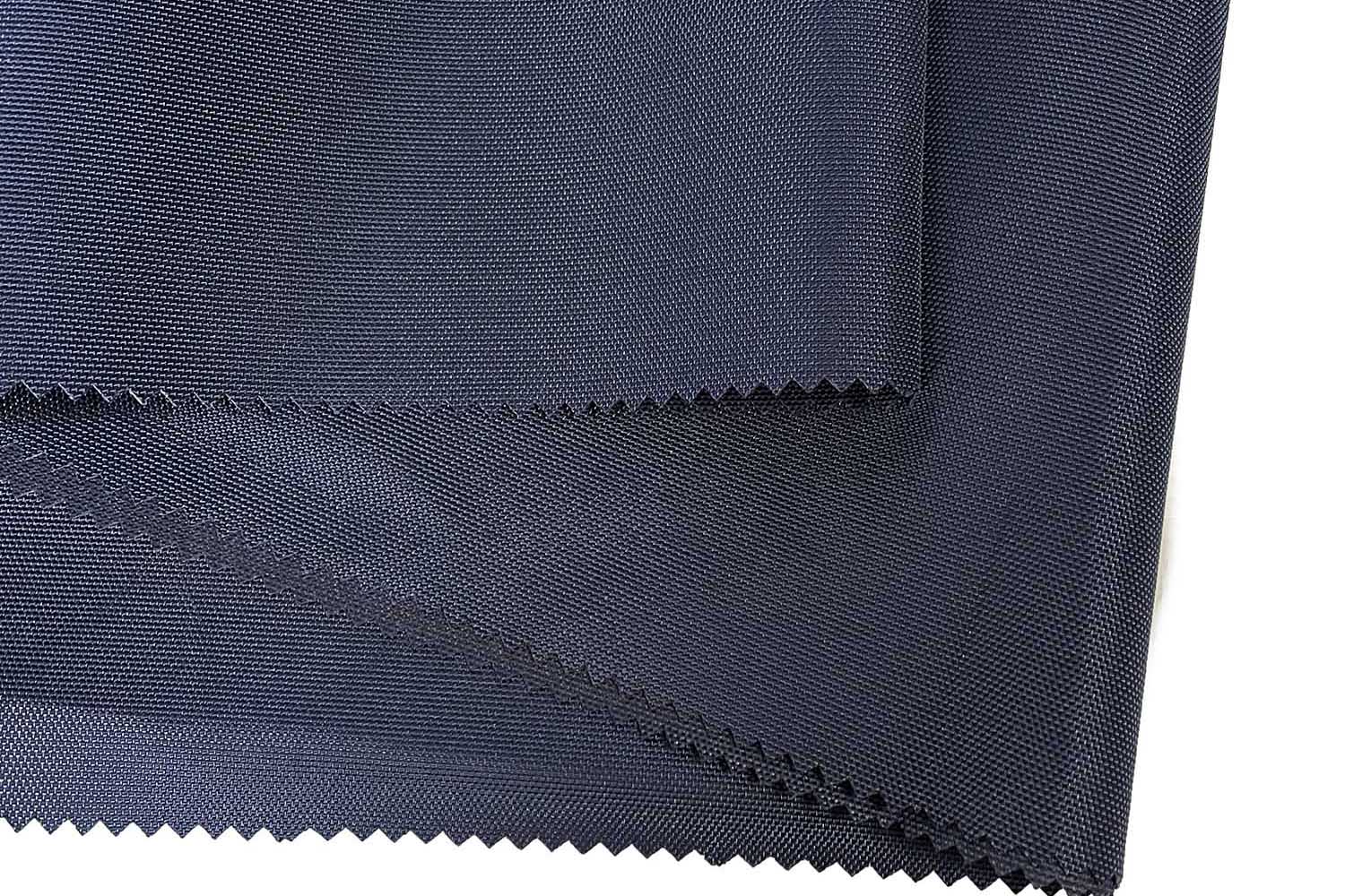 900d Gucci s potaženým PU